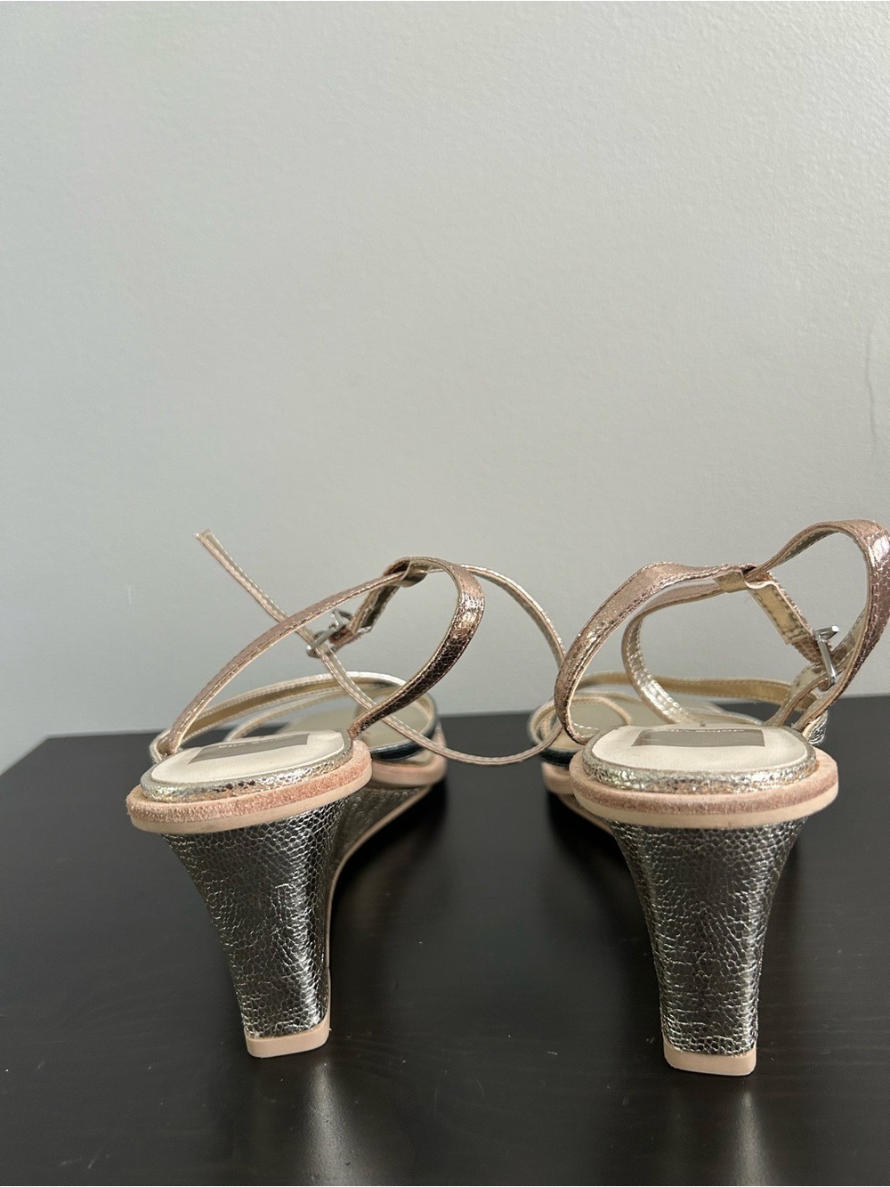 Dolce Vita Metallic Three-Tone Wedge Sandal - Rose Gold, Gold, Silver, Size 7.5 - Picture 8 of 14